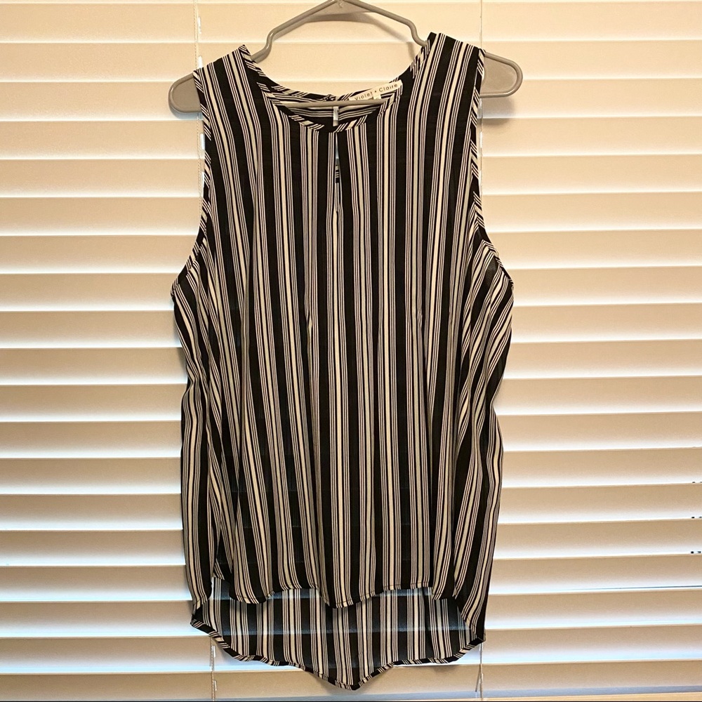 Black and White Striped Sleeveless Keyhole Blouse